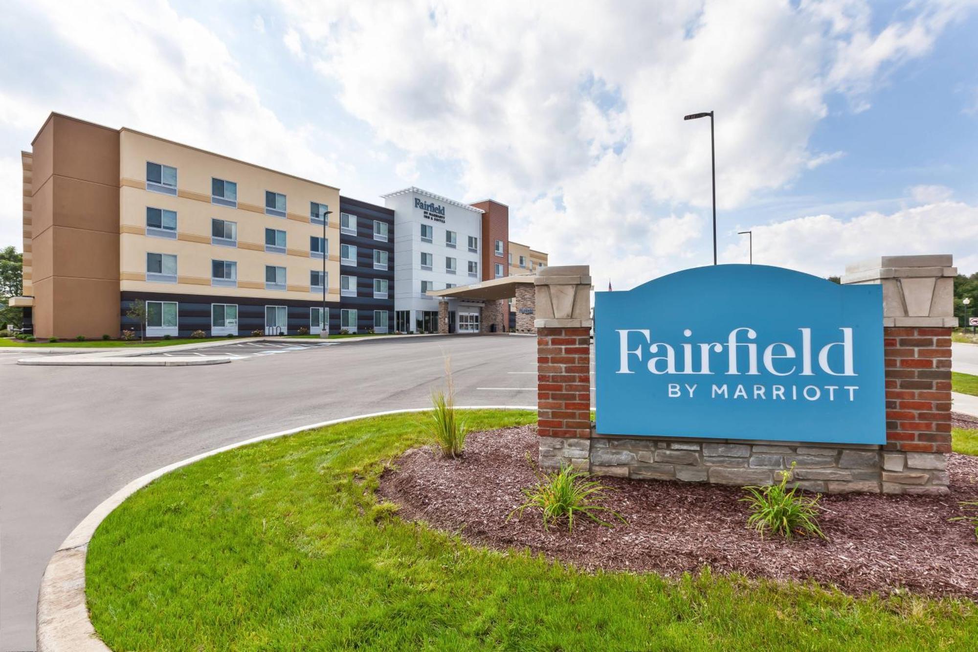 Fairfield Inn & Suites By Marriott Гошен Екстер'єр фото